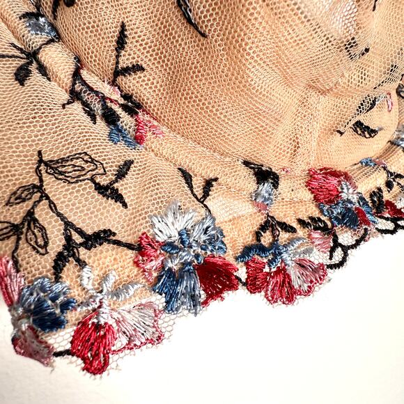 Sofia Intimates by Sofia Vergara Floral Embroidered Balconette Bra Size 34B New - Picture 5 of 10